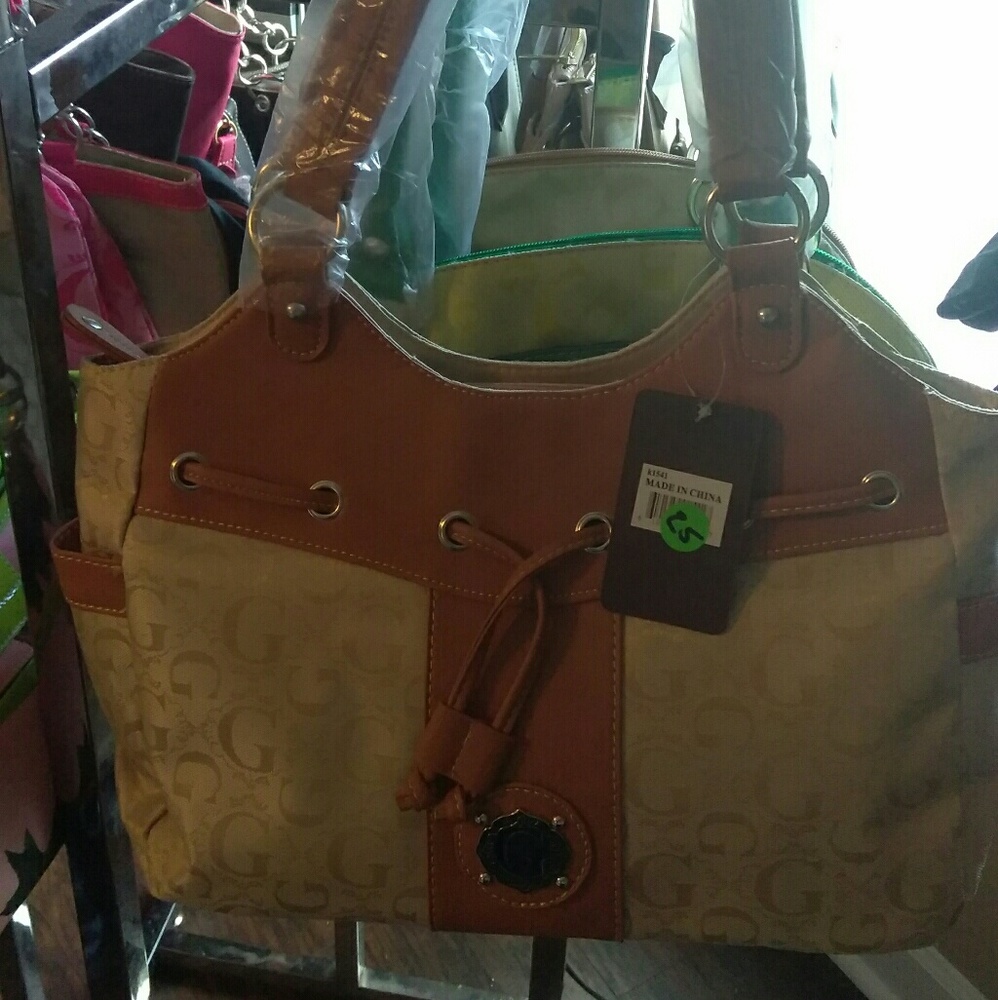 Purses - Picture 3 of 3